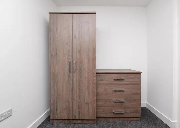 Entire In Downend, * Bristol