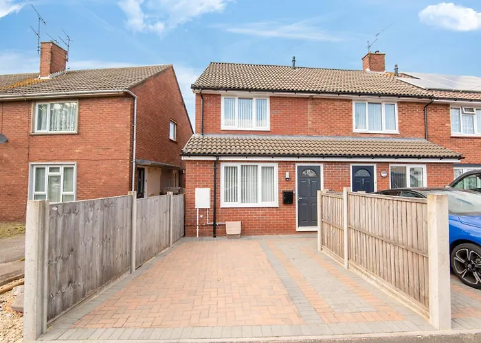 Апартаменти Entire In Downend, Бристоль